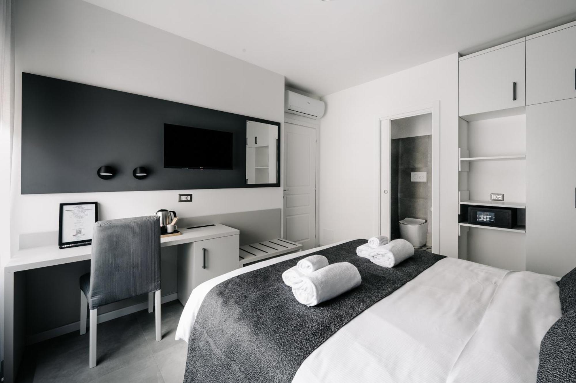 B&B Lumas โรม ภายนอก รูปภาพ