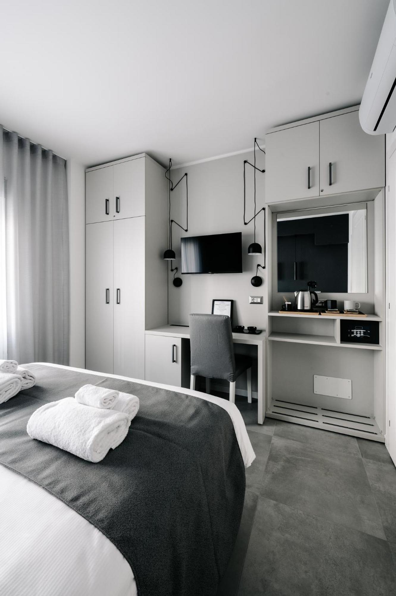 B&B Lumas โรม ภายนอก รูปภาพ