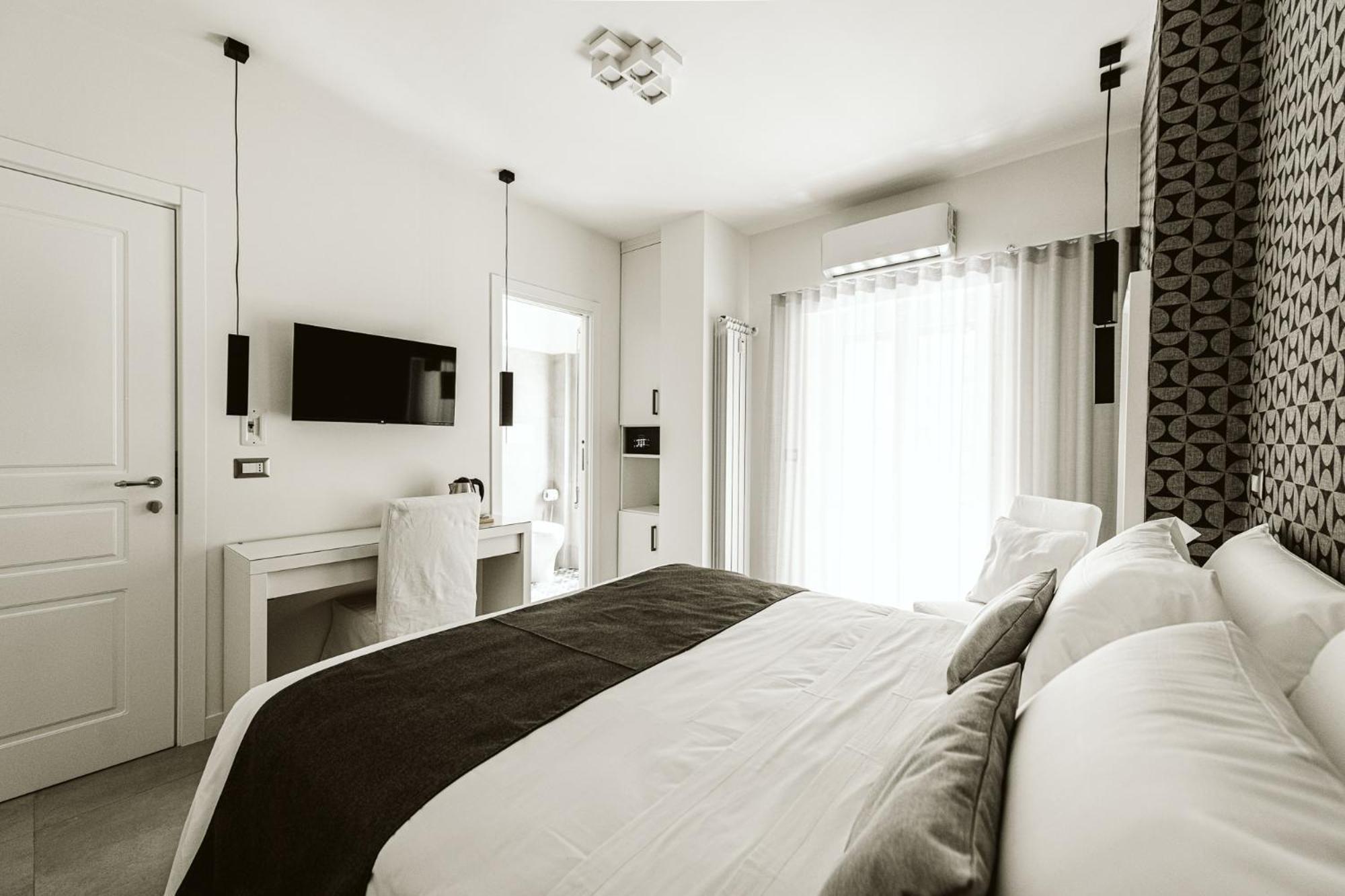 B&B Lumas โรม ภายนอก รูปภาพ